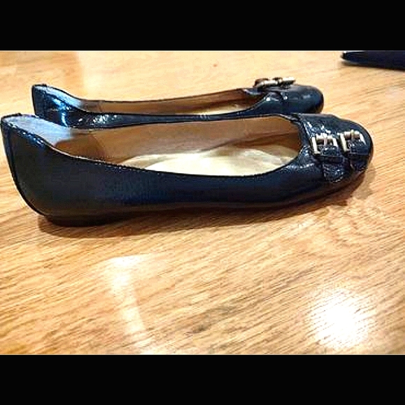 Michael Kors ballet slip-ons Size 8M - Picture 3 of 3